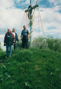 Cross at the crossroads near the inn in Ulbárov, Volhynia, 2007