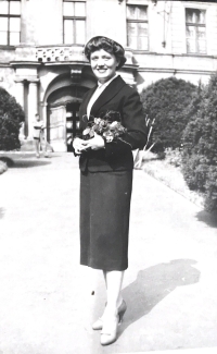 Jana Procházková in front of the Nusle Town Hall, 1957