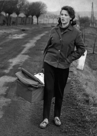 Olga Sozanská with her daughter Monika, 1966