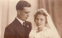 Wedding photo of witness's parents Josef and Božena Tomčíks, Plzeň, 1938