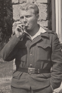 Jiří Severin in the military, Bochov, 1968
