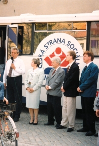 Bohuslav Sobotka during the election campaign with the Zemák bus (1996)