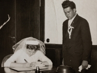 Wedding of Marie Mühlbergerová and Jindřich Mühlberger, 8 August 1959