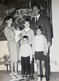 Martin Mejstřík s rodinou