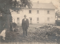 Viktor Kopacka's grandfather in front of his house in Horní Stankov, 1930s
