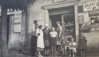 Shop in Třeboradice, which belonged to Magdalena Kuclerová's grandparents
