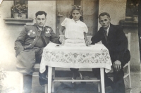Italian soldier with Vera Štemproková's father
