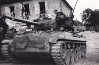 Písek, May 1945. The whole series of photos from May 1945 was given to the witness by František Veselý, whose father apparently took them for the Zítřek magazine in Písek. 