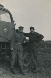 Jaroslav Jirmus (left) at the military service with Josef Neugebauer
