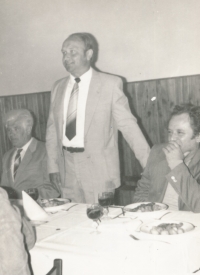 Jaroslav Jirmus started organizing reunions of his secondary school classmates in 1983