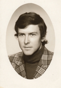 Pamětník na maturitním tablu v roce 1965