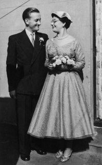 Lizzy and Jerzy's wedding in London, September 1955
