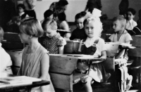 Věra Teplá in first grade, 1961