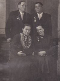 Witness's parents (left), Anna and Józef Zbierajewski (also known as Zběrajeský), 1940s-1950s