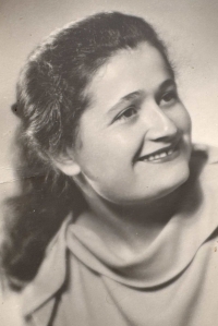 Helena Matrasová, née Dercová, about 15 years old, Varnsdorf, circa 1950