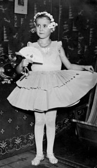 Libuše Hlinovská at her birthday ball, 1936