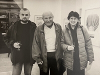 Left to right: curator Ladislav Daněk, Arsén Pohribný (art critic, curator and collector), and Ladislav's wife Lenka