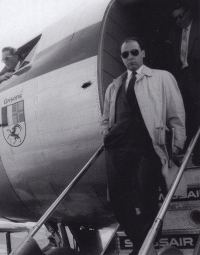 Norbert Auerbach jako ředitel United Artists (r. 1959)