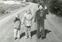 From left - Vítkovič siblings, Ivana, Eva, Vítězslav