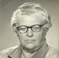 Sister-in-law Marie Málková-Matrasová, undated