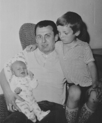 Alan Kubica with his father and younger brother Jan