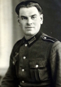 Witness's father Josef Bröckl in Wehrmacht uniform
