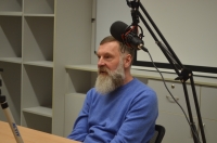 Michal Koleček při nahrávání pro projekt Příběhy našich sousedů, únor 2025