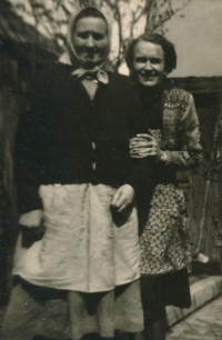 Mother Růžena with her mother