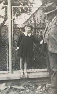 Hedvika Robitschek and grandfather Bernard Robitschek in Pacov