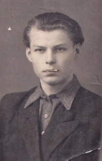 Oleksa Riznykiv in his student years. Odesa, 1956