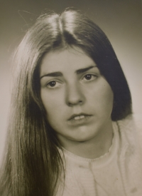 Ivana Jůnová - future wife of Jiří Bušek