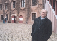 Jindřich Čech na hradě v Norimberku v roce 2017