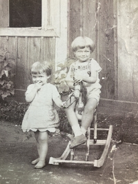 Josef Straka with his sister (1928)