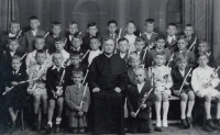 Antonín Růžička (last row, third from the right) at the First Holy Communion