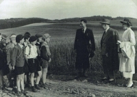 Antonín Růžička in a children's choir and a chance meeting with President Edvard Beneš in 1947 near Ostrovačice