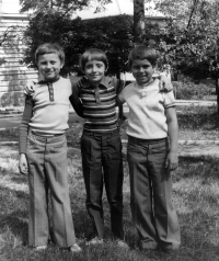Petr Strnadel on the right, school photo, 2nd class, Rýmařov