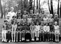 Petr Strnadel in the top row, third from the right, school photo, 1st class, Rýmařov