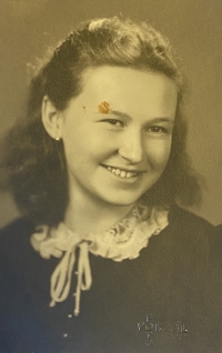 Graduation photo, 1942