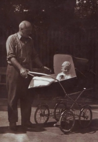 Grandfather of Vladimír Václavek with his brother
