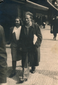 Parents of the witness, 1949