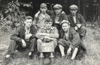 Auxiliray Engineering Corps soldiers, Ostrava mines 1953-1955, Jiří Junek in the middle