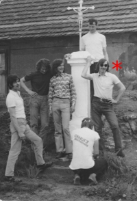 Karel Lang (marked with an asterisk), Karlovo bratrstvo group, 1972