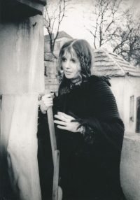 Václava Císařovská in the garden at the house in Na zámeckých schodech street, where Jan Zrzavý lived