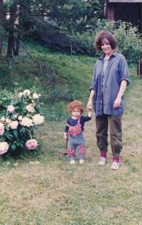 Vaclava Císařovská with her son David, 1990