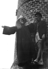 Photographs from Renata Bretová's exhibition and happening in Malechov, 20 August 1983