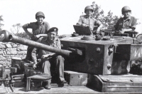 Father of the witness Karel Škarka (bottom left) in a photo from the book Tanks: Czechoslovak Independent Armoured Brigade (PROCHÁZKA, Ivan; KUBEŠ, Ondřej and BROJO, Petr. Tanks: Czechoslovak Independent Armoured Brigade, 1943-1945. 2009. ISBN 8090394590).