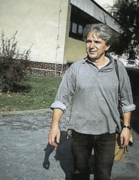 Vladimír Pospíšil, primary school caretaker, 1998