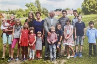 Family photo with grandchildren from the celebration of wife Věra's 70th birthday, 2018