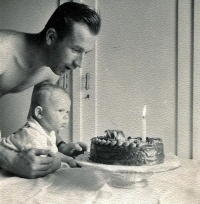 Jan Vazač with his son when he was a squadron commander