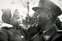 Jan Vazač with his son when he was a squadron commander